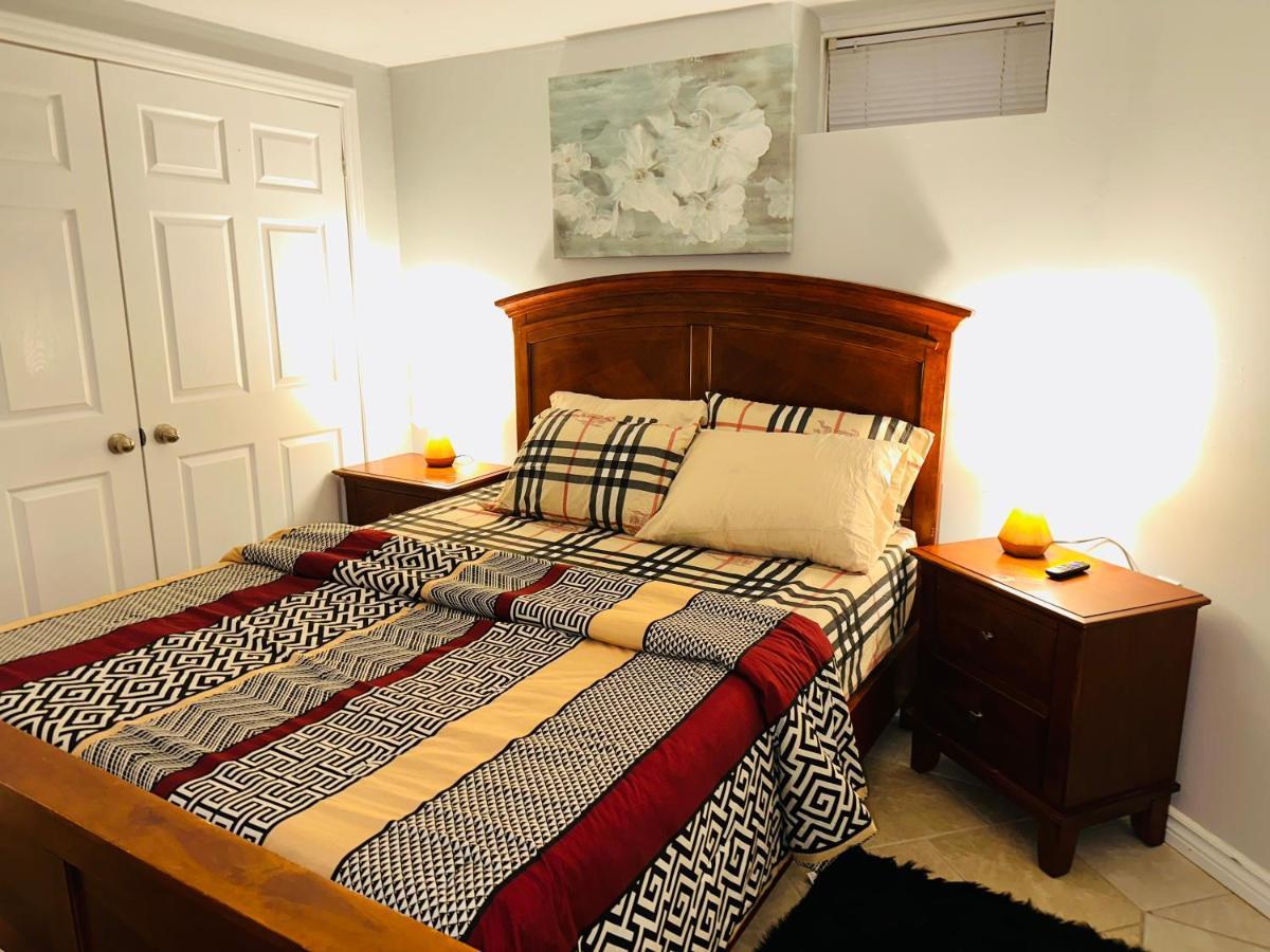 Deluxe Double Room- Hazel Stays Mississauga Exteriér fotografie