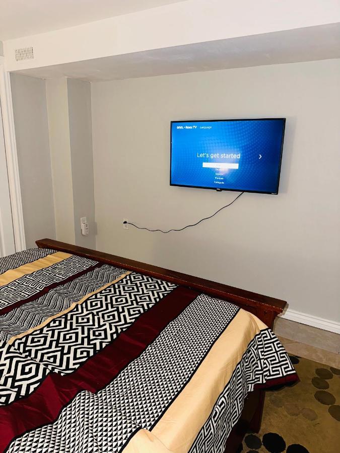 Deluxe Double Room- Hazel Stays Mississauga Exteriér fotografie