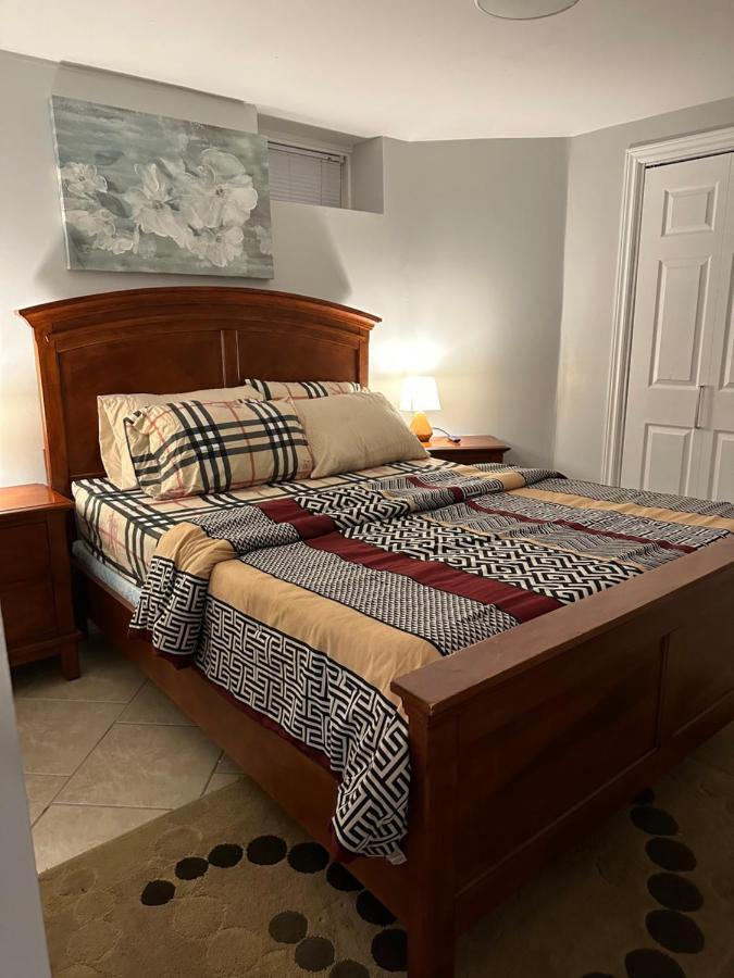 Deluxe Double Room- Hazel Stays Mississauga Exteriér fotografie